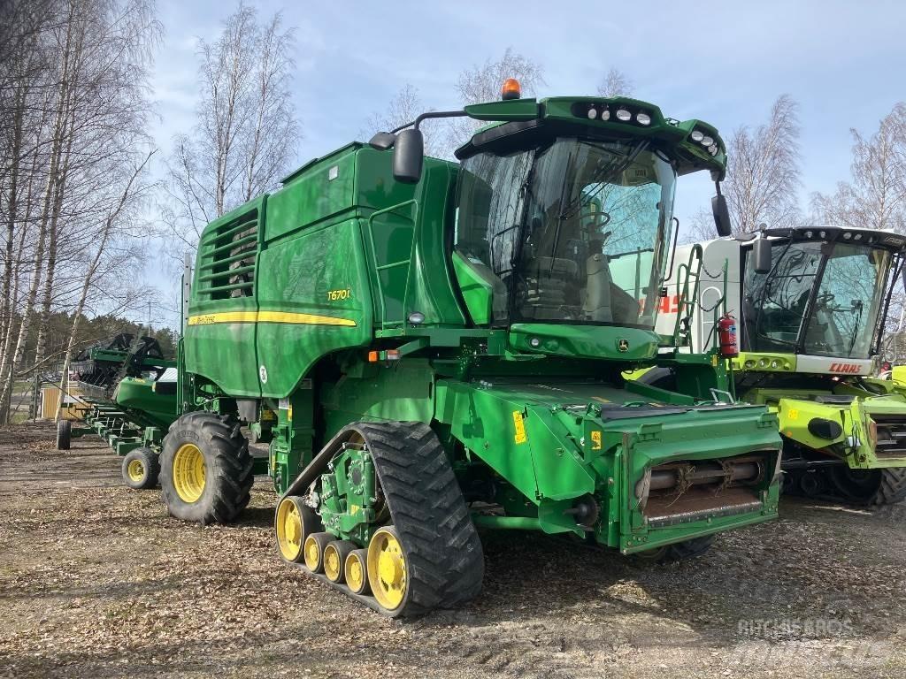 John Deere 670i Mietitrebbiatrici
