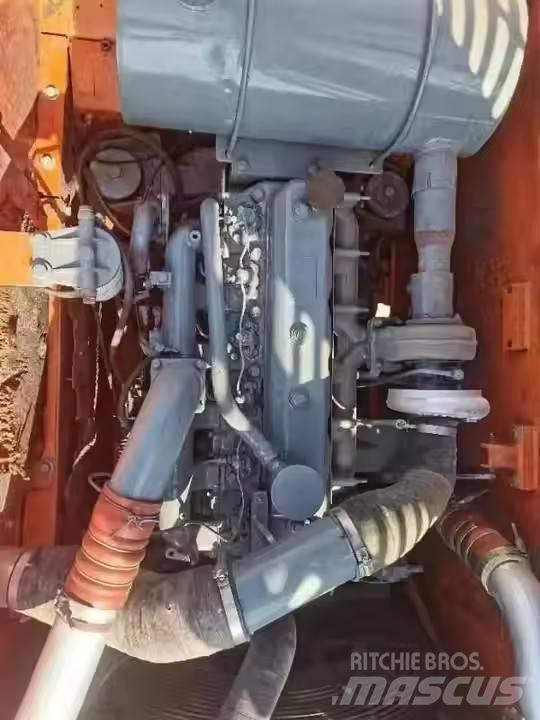 Doosan DX225LC Escavatori cingolati