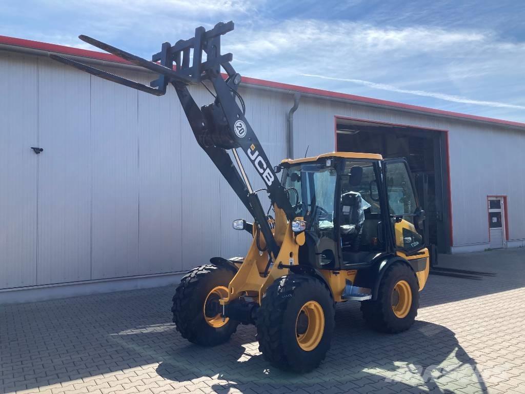 JCB 407 Pale gommate