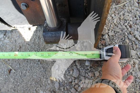 Bobcat A770 Mini Pale Gommate