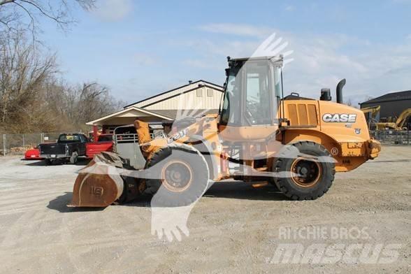 CASE 621F Pale gommate