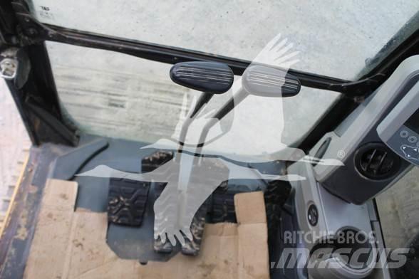 CAT 323FL Escavatori cingolati