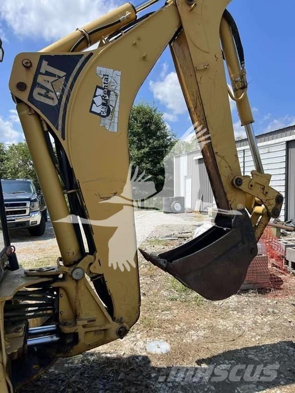 CAT 420D Terne