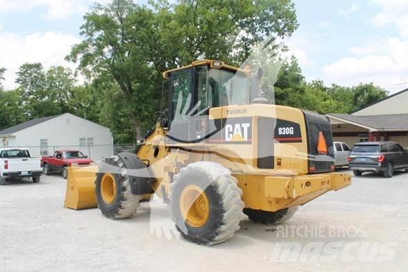CAT 930G Pale gommate