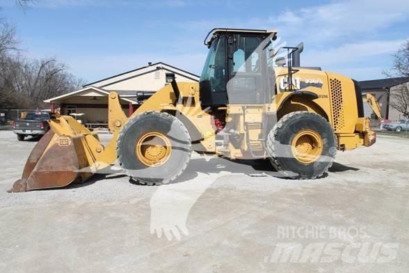 CAT 950M Pale gommate