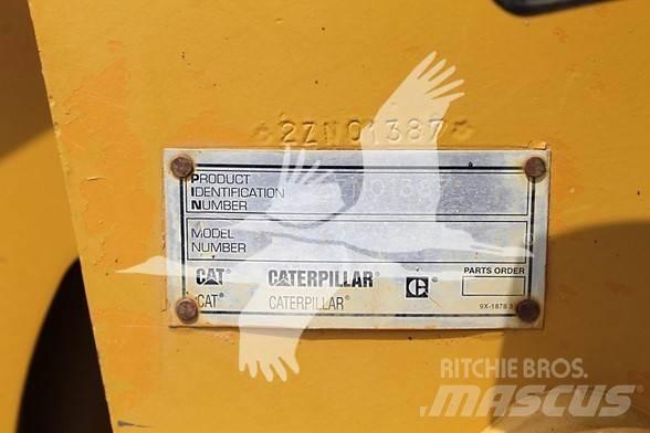 CAT 953C Pale cingolate