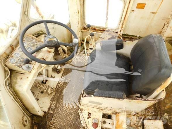CAT 988 Pale gommate