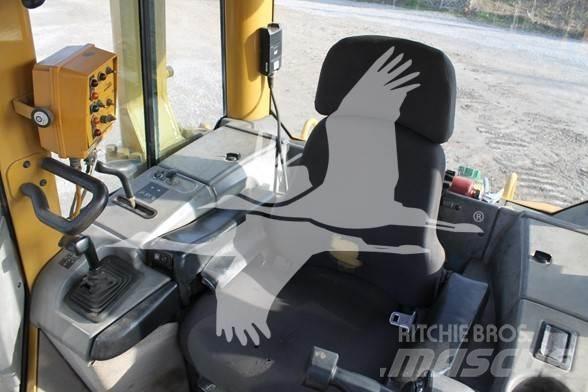 CAT D6N XL Dozer cingolati
