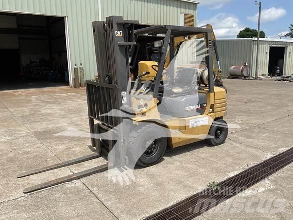 CAT GP25 Carrelli elevatori diesel