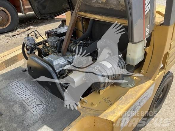 CAT GP25 Carrelli elevatori diesel