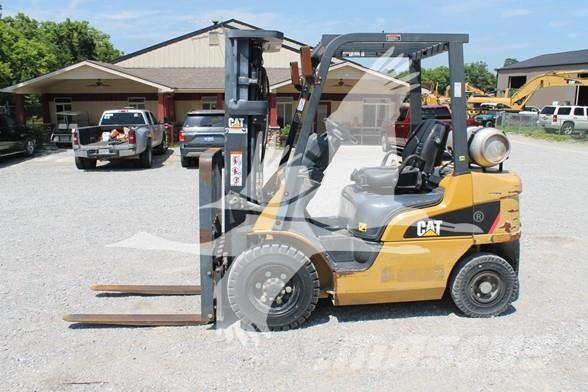 CAT GP25N Carrelli elevatori diesel