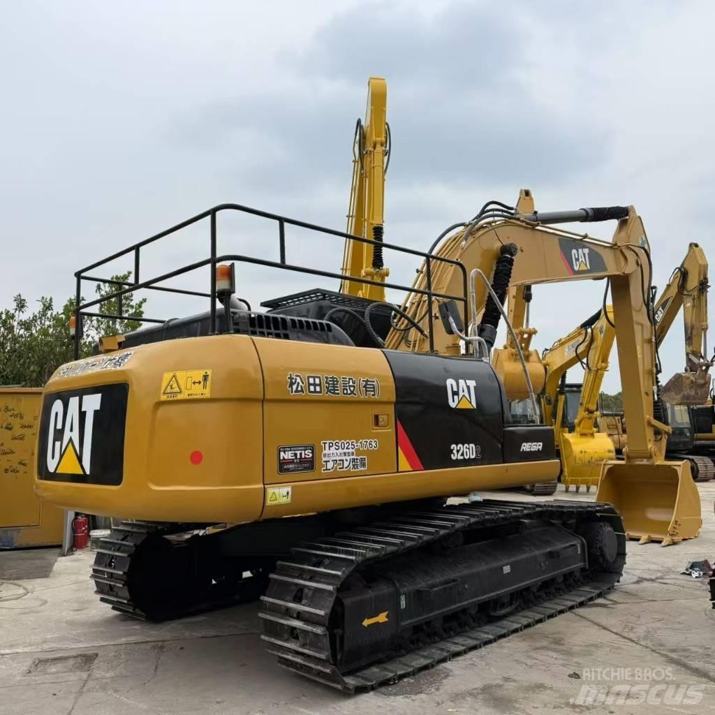 CAT 326D2 Escavatori medi 7t - 12t