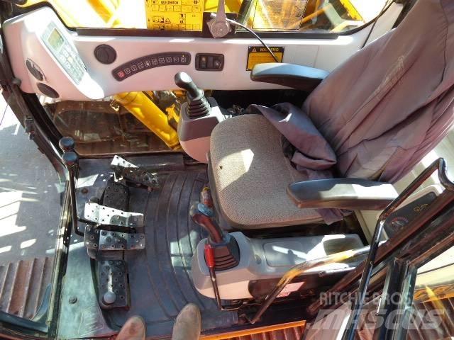 JCB JS 130 Escavatori cingolati