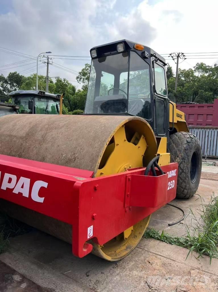 Dynapac CA 25 D Rulli monotamburo