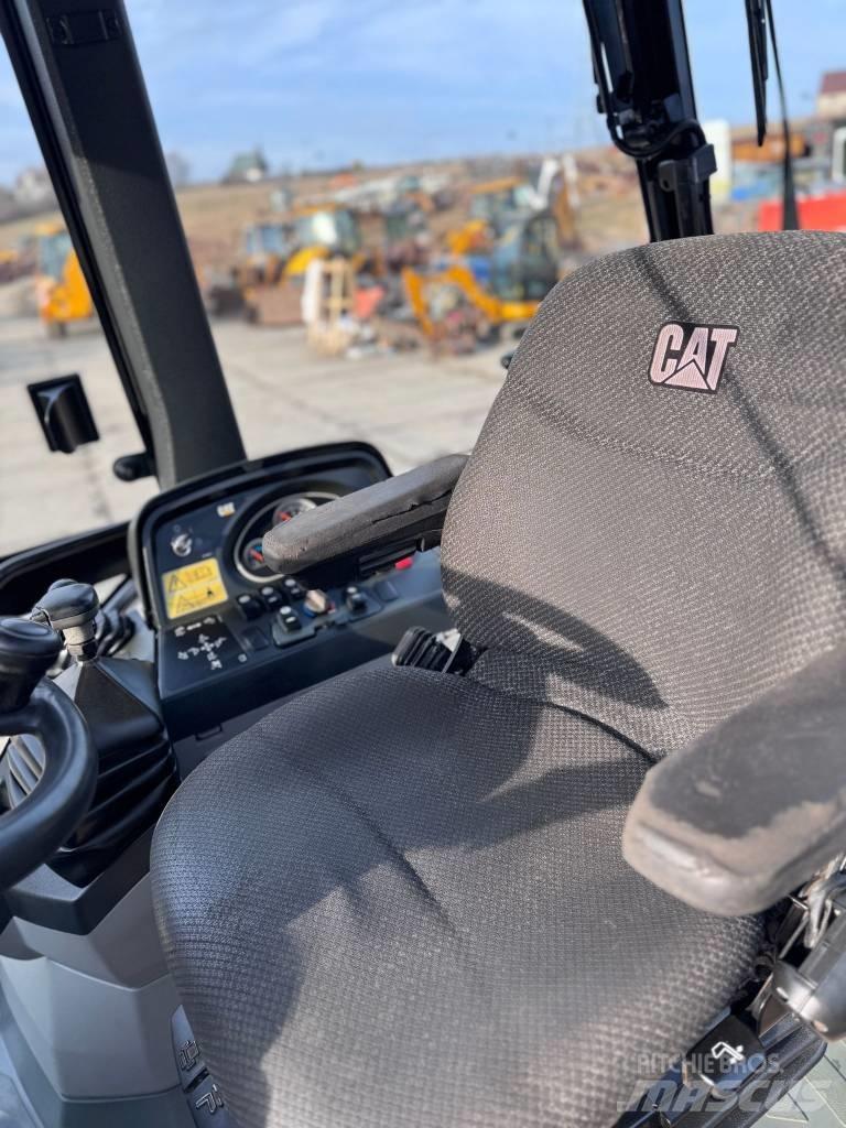 CAT 428 E Terne