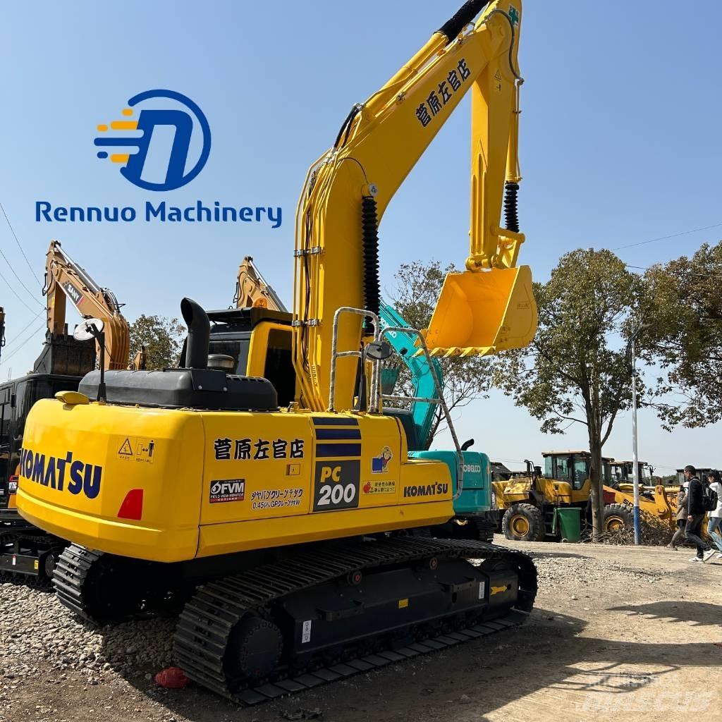 Komatsu PC200-8 Escavatori cingolati