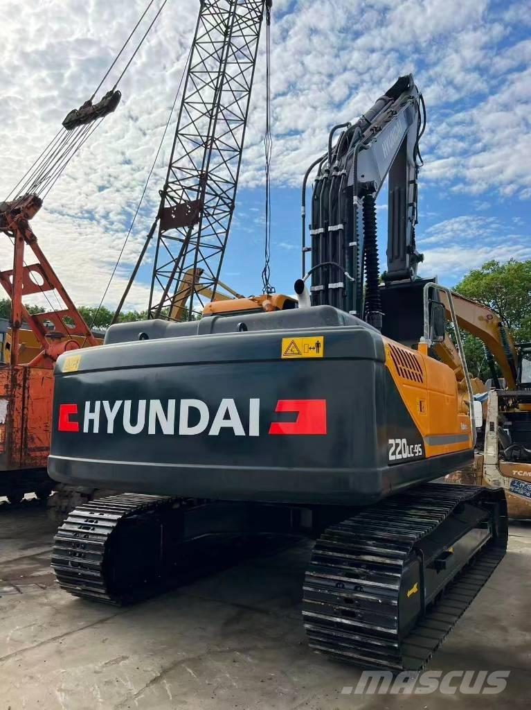 Hyundai R220LC-9S Escavatori medi 7t - 12t