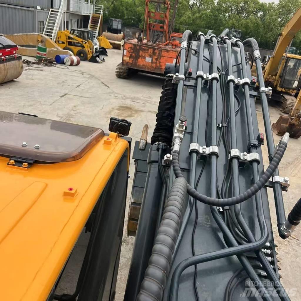 Hyundai R330LC Escavatori cingolati