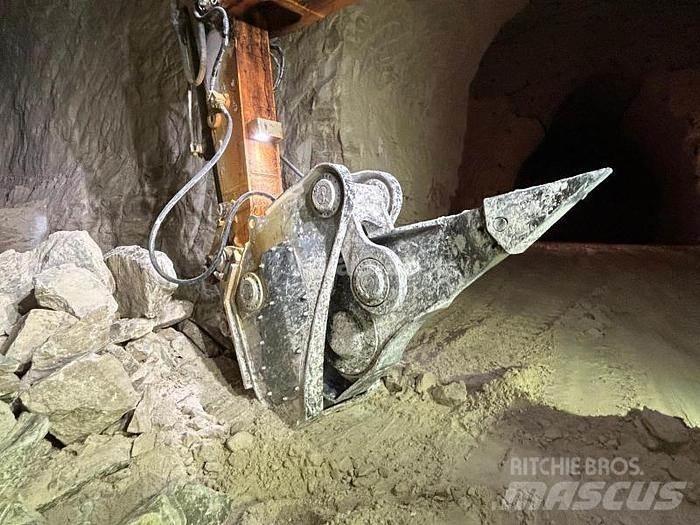 Liebherr R956HD Escavatori speciali