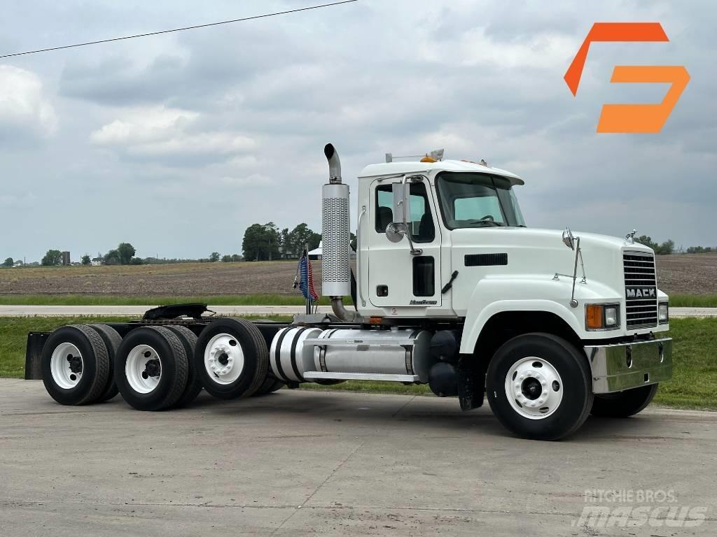Mack CHN 613 Motrici e Trattori Stradali