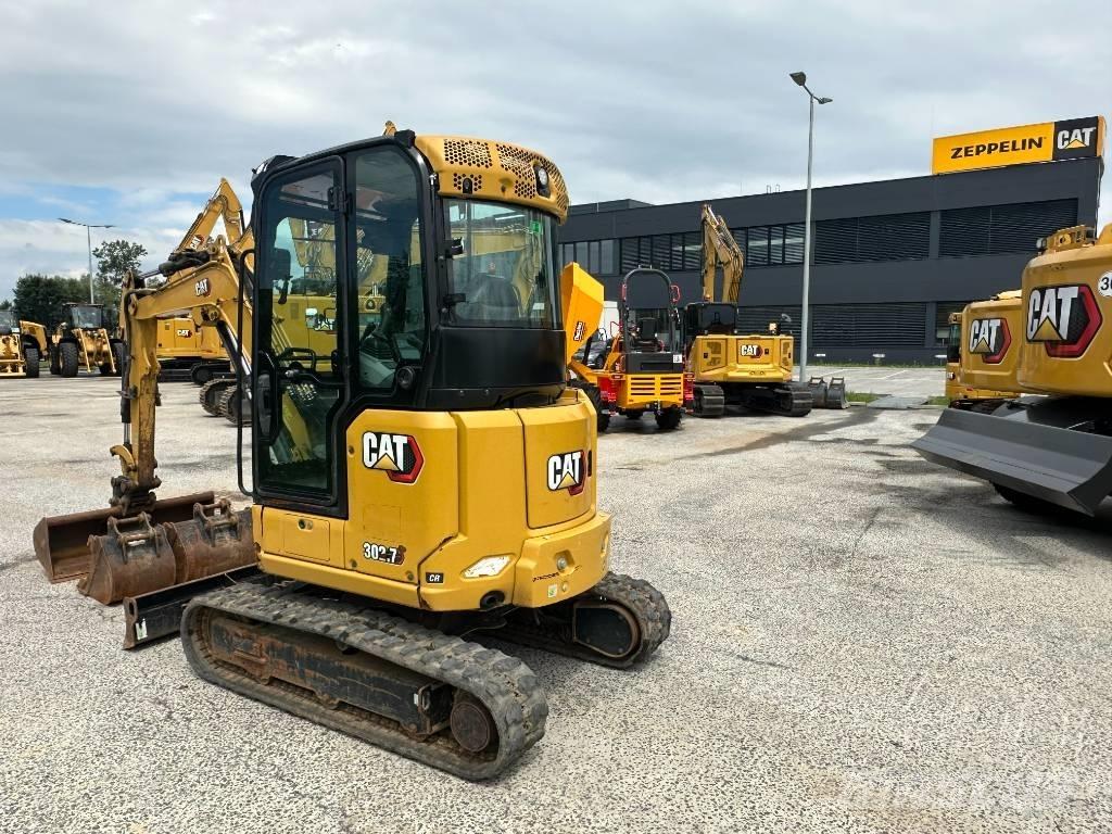 CAT 302.7 Miniescavatori
