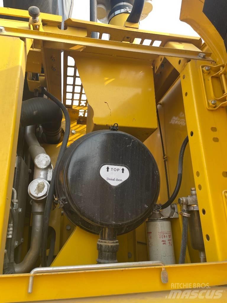 Komatsu 350 Escavatori cingolati
