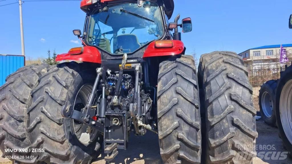 Case IH PUMA 2304 Trattori