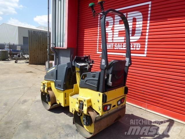 Bomag BW 100 AD M-5 Rulli a doppio tamburo