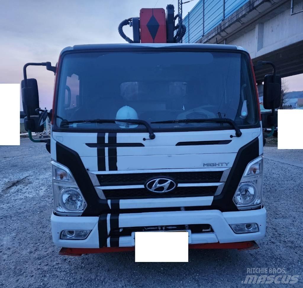 Novas 300 Piattaforme autocarrate