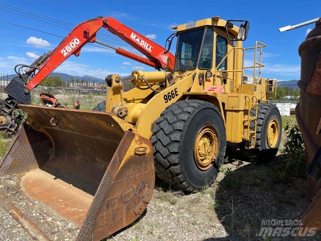 CAT 966 E Pale gommate
