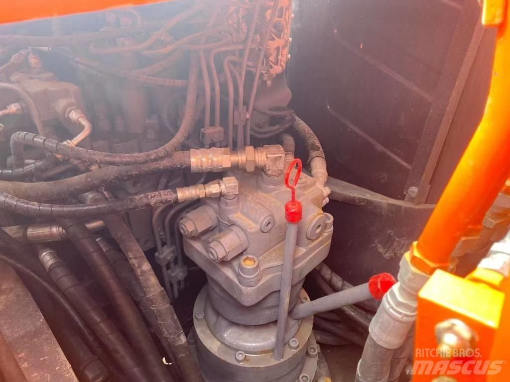 Hitachi 120 Escavatori cingolati