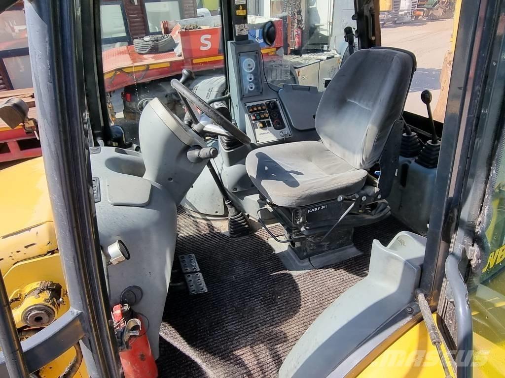 Komatsu WB 93 S-5EO Terne