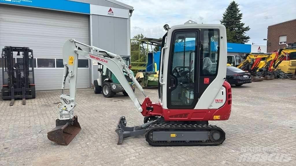 Takeuchi TB216 A Miniescavatori