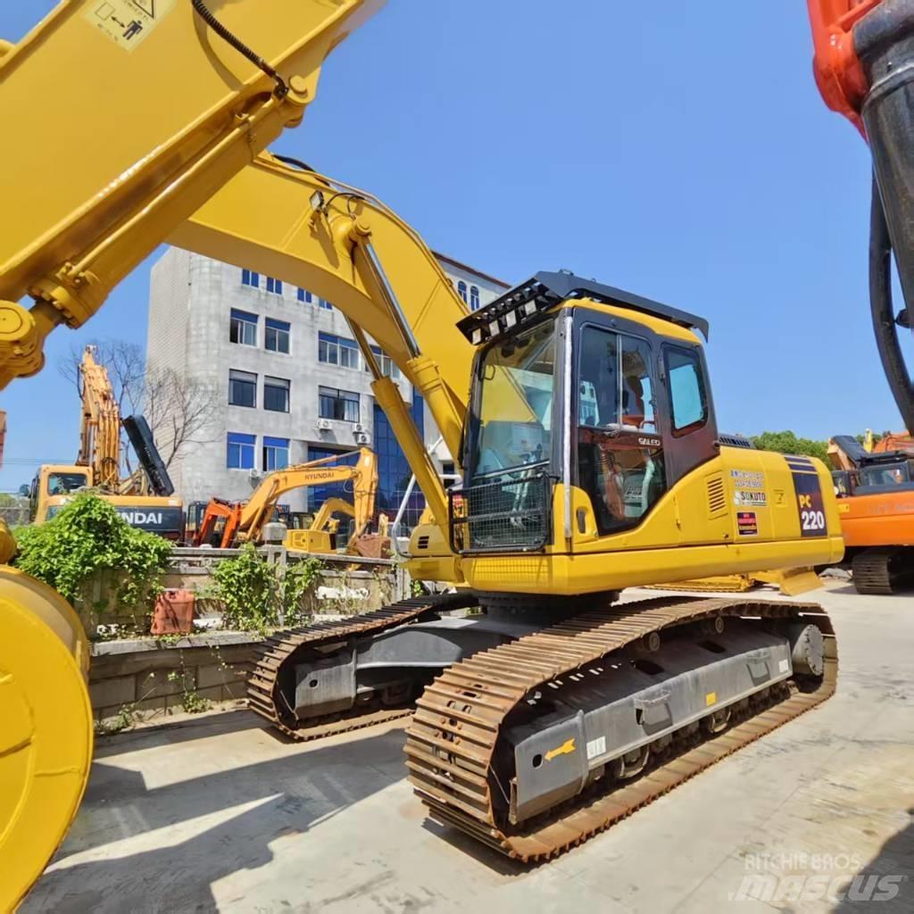 Komatsu PC 220 Escavatori cingolati