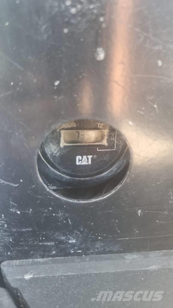 CAT 305.5 Miniescavatori