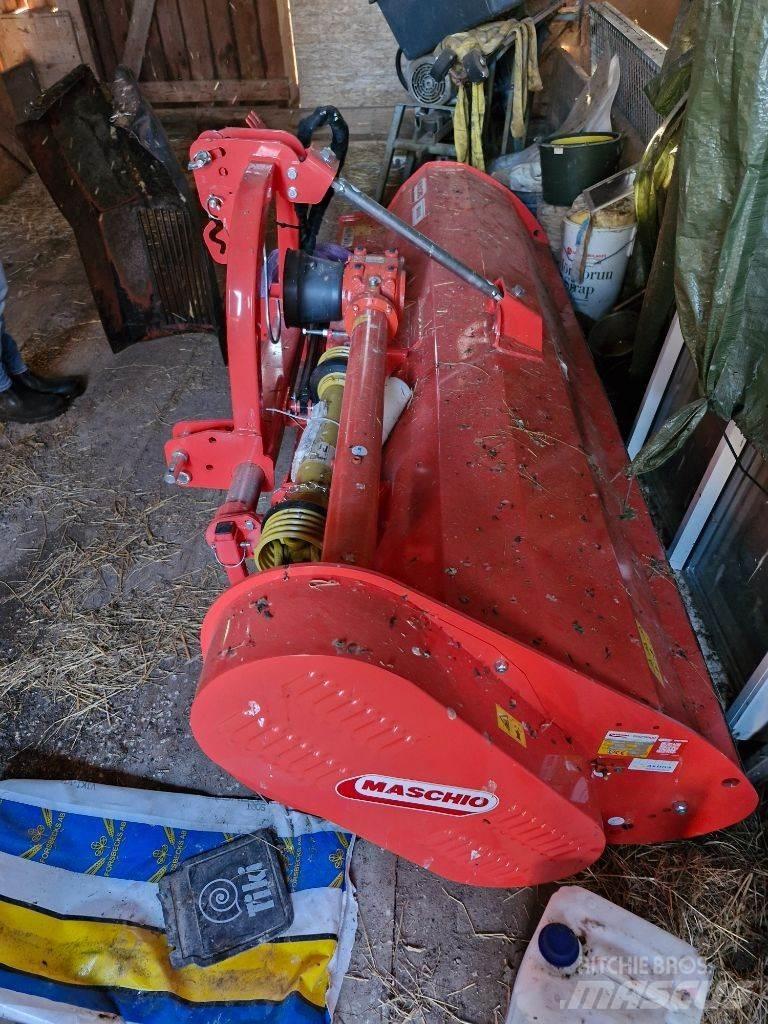 Maschio NY l250 Falciatrici/cimatrici per pascoli