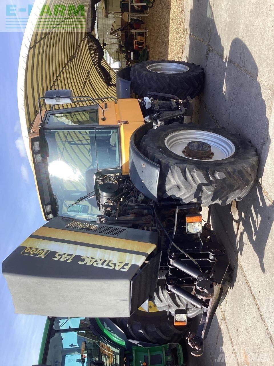 JCB Fastrac 145 Trattori