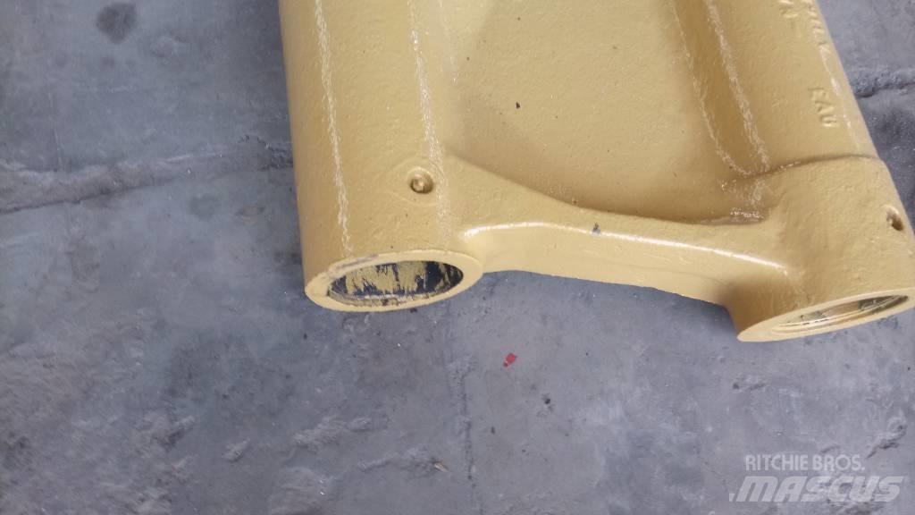 CAT 245 Telaio e sospensioni