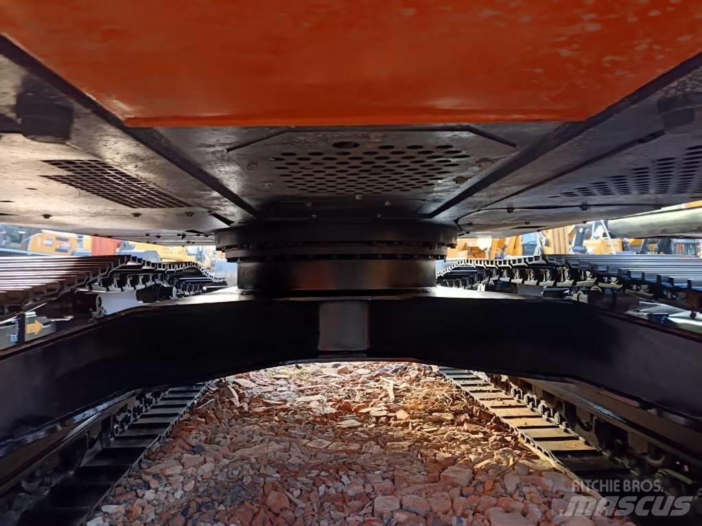 Hitachi ZX210LC Escavatori cingolati