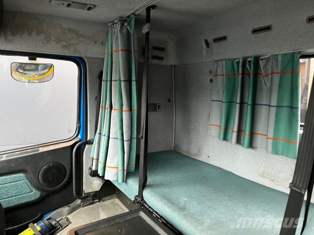 Volvo FM 12 420 Camion con gancio di sollevamento