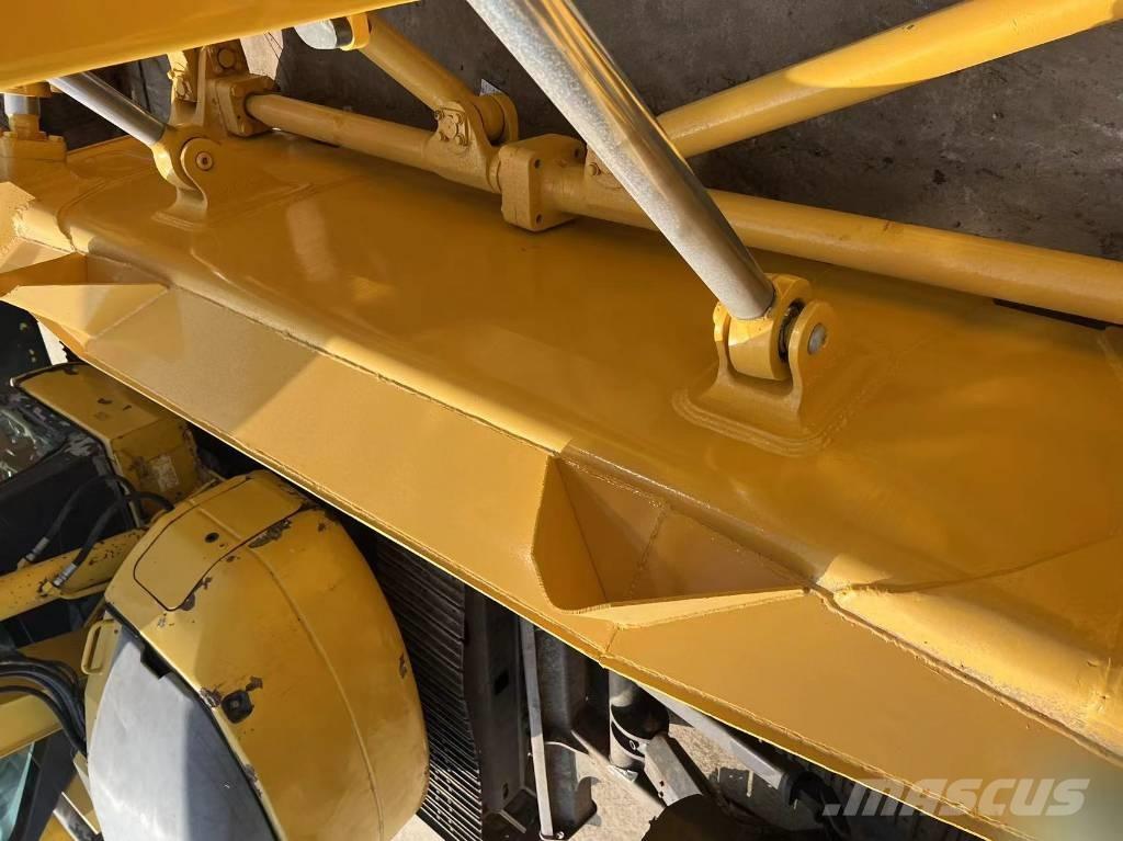 Shantui SD 22 Dozer cingolati