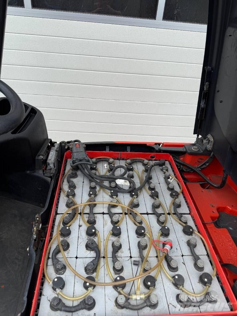 Linde E16-02 Carrelli elevatori elettrici