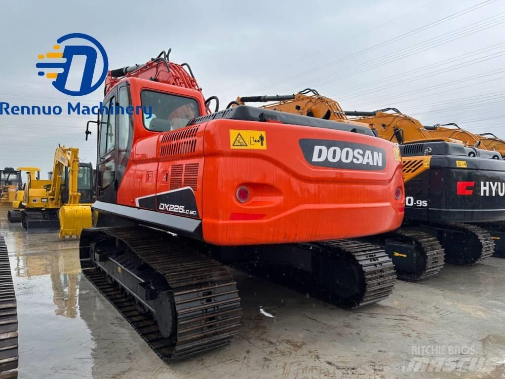 Doosan DX 225 LC-9C Escavatori cingolati