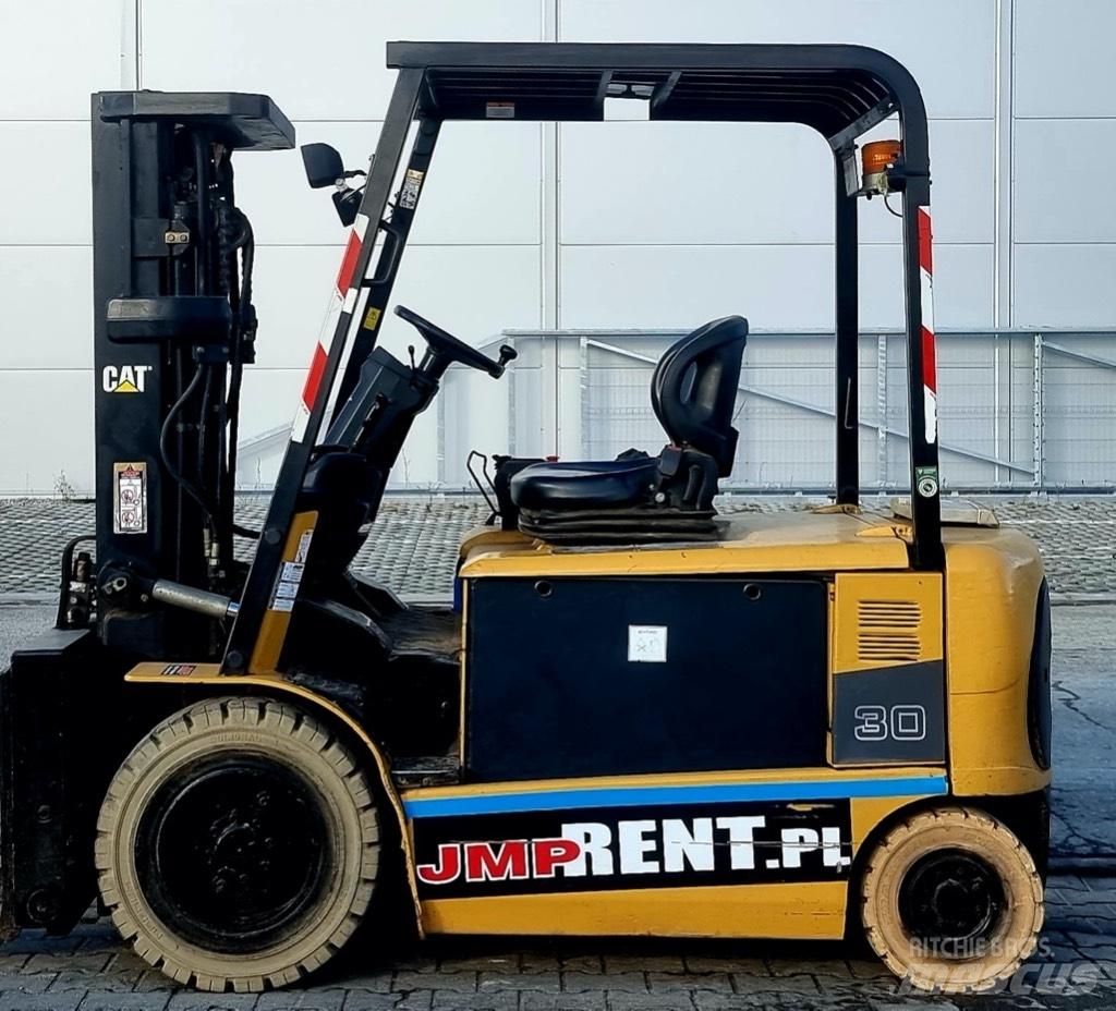 CAT EP 30 K PAC Carrelli elevatori elettrici