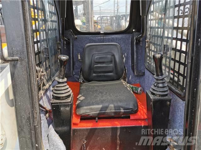 Bobcat S130 Mini Pale Gommate