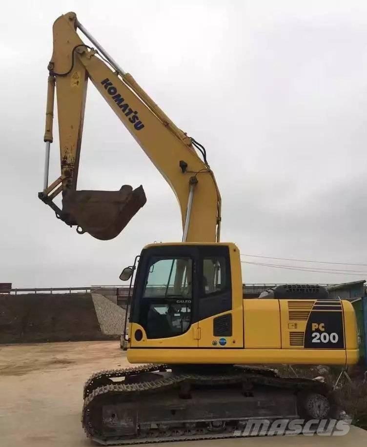 Komatsu pc200-8 Escavatori cingolati