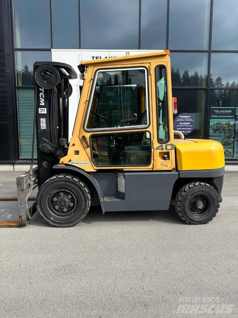 TCM FD40T8 Carrelli elevatori diesel