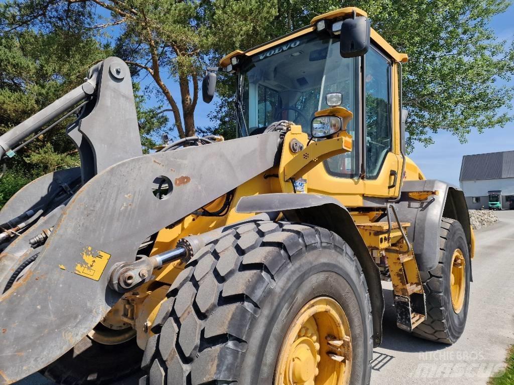 Volvo L 70 G Pale gommate