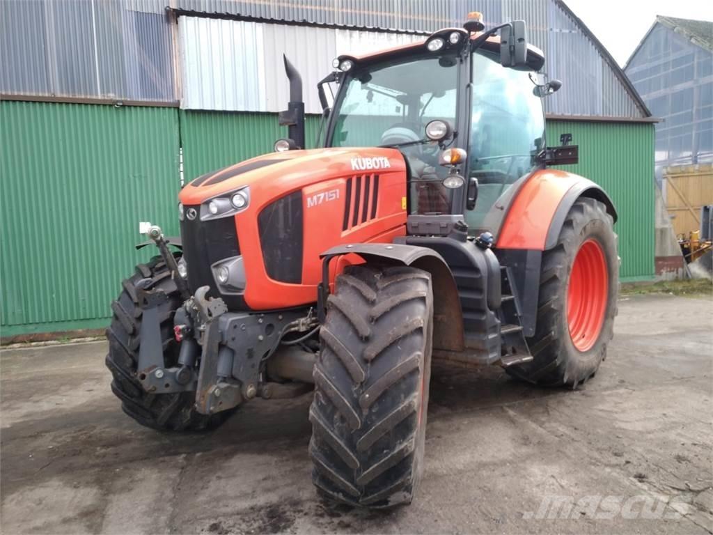 Kubota M7151 Trattori