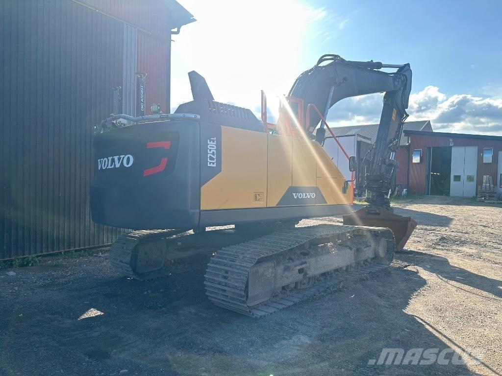 Volvo EC 250 EL Escavatori cingolati